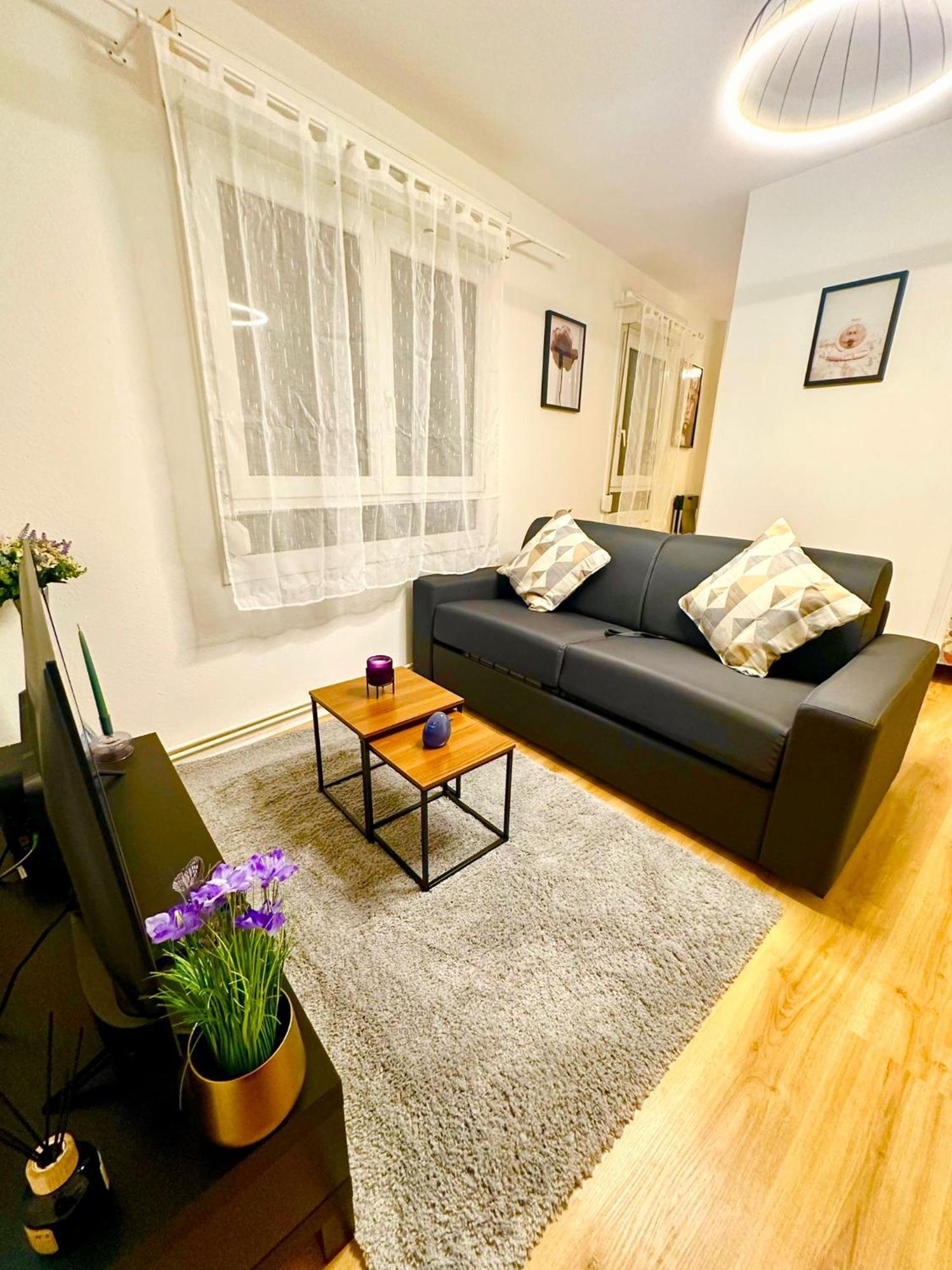 Le Kellermann Confort Centre Gare - Pompidou Apartment *